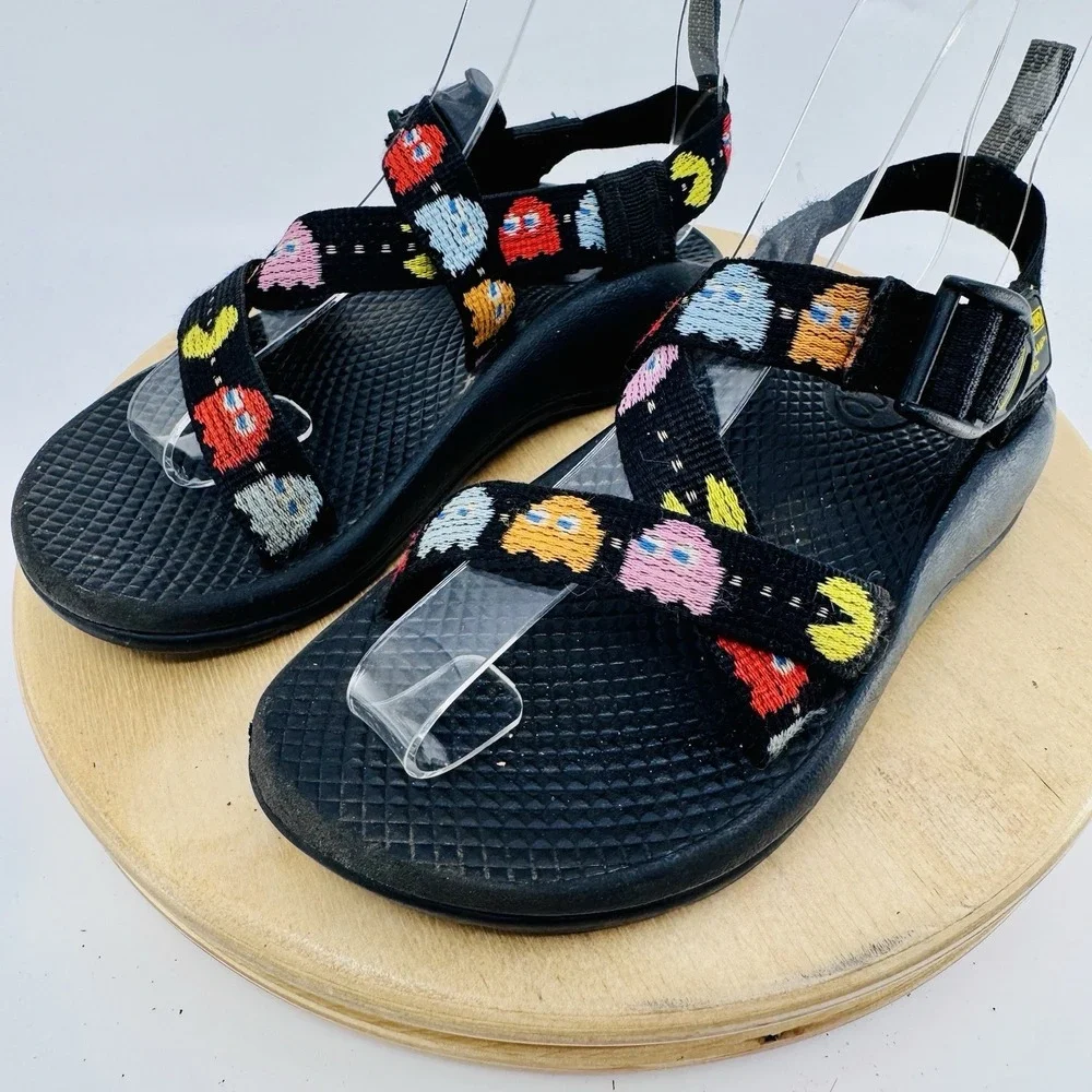 Chaco Z/1 Classic Pac-Man Sandals kids 1 boys girls  youth black shoes
